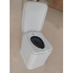 Supremo Portable Toilet (Gray)