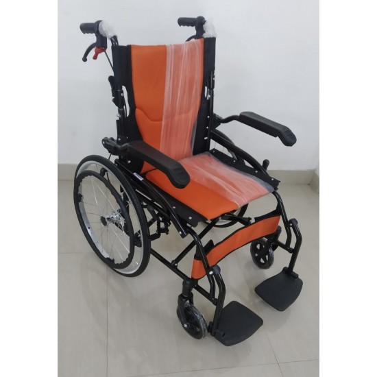 Aluminium Wheelchair with Flip-up Armrest & Footrest